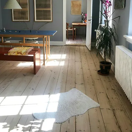 Hébergement de vacances Forest Ranger's House With Sea View In *